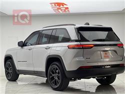 جیپ گراند شیرۆکی